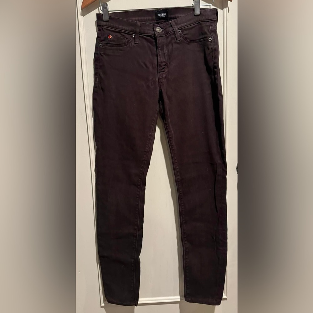 Women’s Hudson jeans. “Krista Super Skinny”